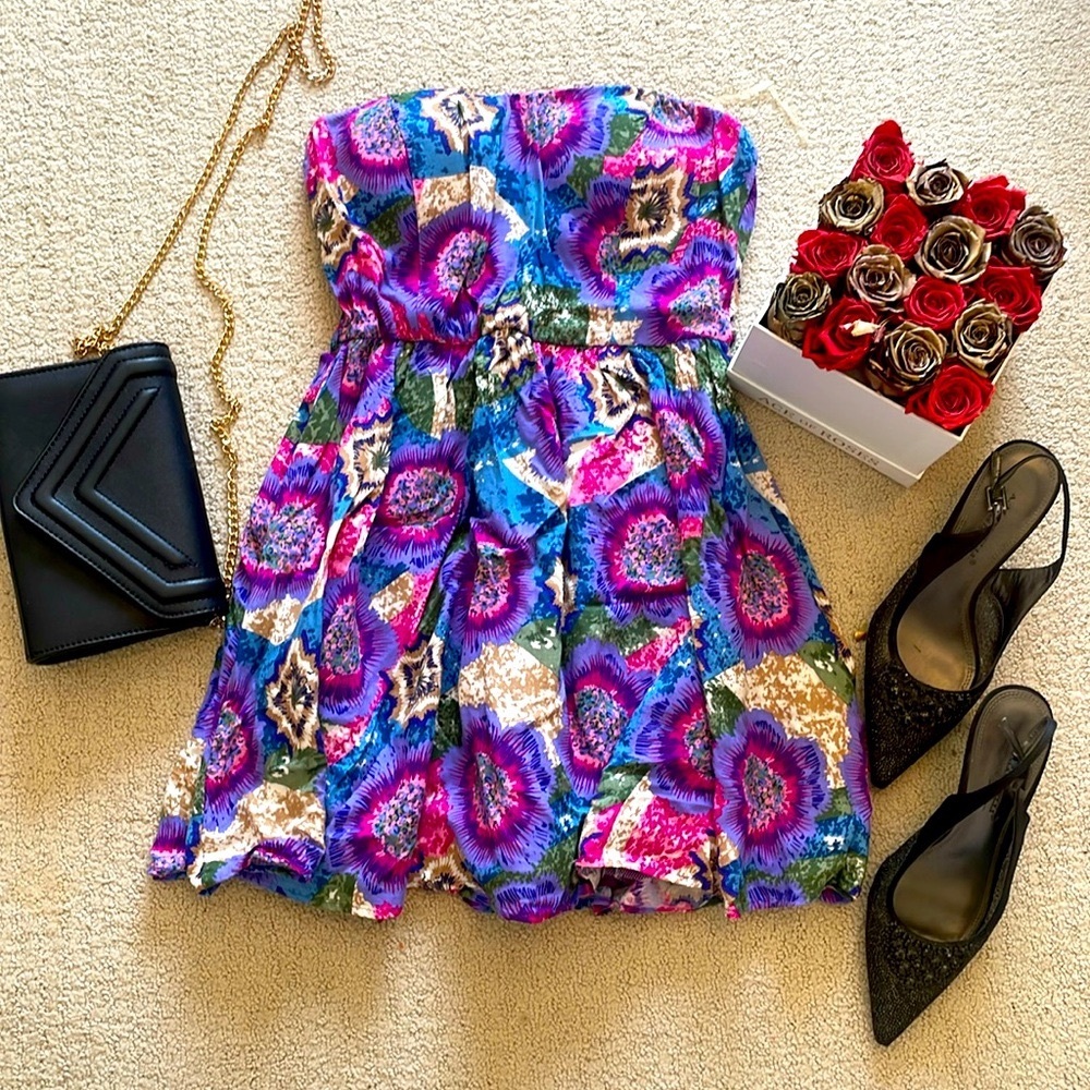 Sirens Strapless Floral Mini Dress Flared Padded Back Elastic Medium M